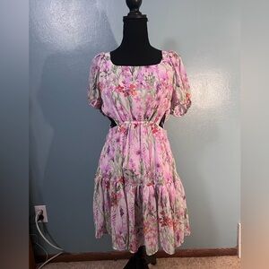 Floral cutout Dress​